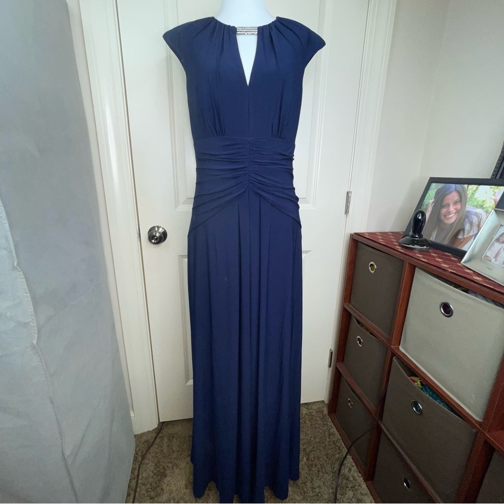 Vince Camuto Navy Blue Maxi Dress with Ruched Waist - Picture 3 of 16
